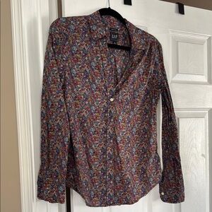 GAP Red and Blue Casual Button Down Shirt